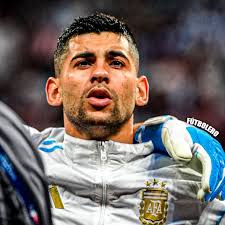 Cuti Romero entre los jugadores argentinos en el triunfo ante Canadá en la  Copa América: ➜ 1º en despejes [3] ➜ 1º en toques [107] ➜ 1º en  recuperaciones [7] ➜ 1º