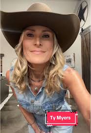 Ella Langley at Twisted J Atephenville Tx