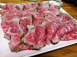 とにかく デカい肉 を買え 元肉屋が教える 肉のハナマサ 徹底攻略法 ぐるなび みんなのごはん 料理 レシピ レシピ 肉まん レシピ