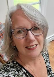 Jenny Almanzar's Instagram, Twitter & Facebook