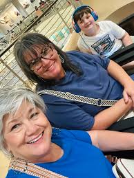 Go outside and see the Strawberry Moon 😍