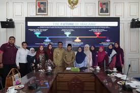 Menerusi tabung amanah yang diuruskan kerajaan negeri selangor ini, ahli tawas akan mendapat rm1,500 apabila mencapai usia 18 tahun kelak. Walikota Sutiaji Menerima Kunker Ahli Majlis Mesyuarat Kerajaan Negeri Selangor Humas Kota Malang