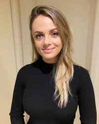 Natalie Herron's Instagram, Twitter & Facebook