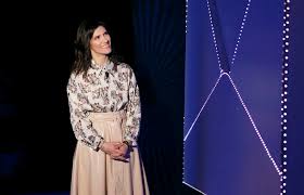 Sono attesi in studio per le puntate future anche francesco totti e ilary blasi. C E Posta Per Te 2 Marzo Ospiti Elisa E Gennaro Gattuso Marida Caterini Tv Intrattenimento Informazione Talk Show