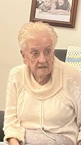 Vatican's official holy father portrait download