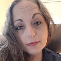 Amanda Eldred's Instagram, Twitter & Facebook