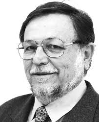 Fernando Costa vence consulta para reitor com votação recorde de docentes