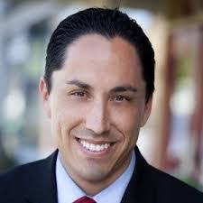 Tyler Loftus's Instagram, Twitter & Facebook