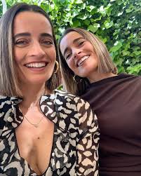 Abril ☀️ #primavera #sol #twins #happiness @emedos_marta @emedos_by_twins  #saturday