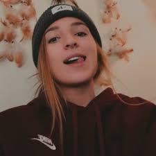 kaitlyn daly (@daly_kaitlyn)