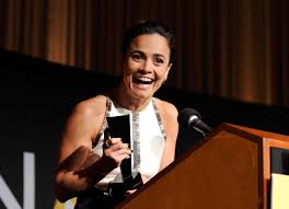 Эдуардо санчес, дэвид бойд, бен эрнандес брэй и др. Is Queen Of The South Based On A True Story Find Out Here