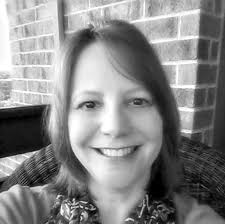 Deedra Fox's Instagram, Twitter & Facebook