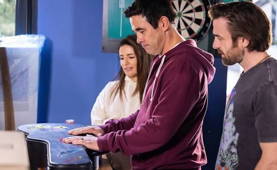 Home and Away Spoilers: Remi undergoes risky surgery 🎬  https://news.tvmoviespoilers.de/home-and-away-spoilers-remi-undergoes-risky- surgery/