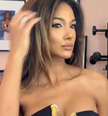 Samira Lui un fascino che richiama le grandi dive del cinema italiano come  Sophia Loren e Gina Lollobrigida... #fblifestyle