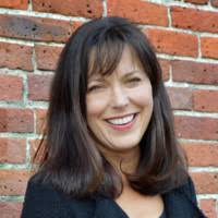 100+ perfiles de «Weigel»