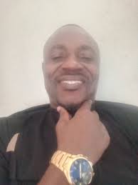 Good morning everyone Just laying lonely and also wishing you all a blessed  morning