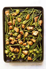 Sheet Pan Chicken With Garlic Basil Veggies Cooking And Recipes Before It S News Sheet Pan Dinners Recipes Sheet Pan Dinners Sheet Pan Recipes