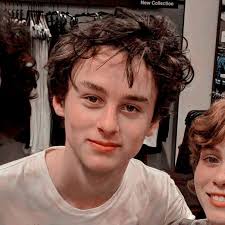 Lovely Layouts And Icons Cerrado ˏˋ Watchingicons Syatt In 2020 Super Wyatt Actors Wyatt
