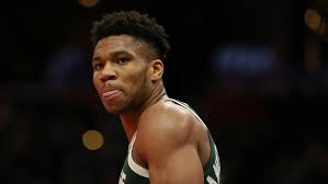June 2017 has proven to be a very exciting time for the greek american community in new york. Basketball Nba Hacker Angriff Auf Greek Freak Giannis Antetokounmpo