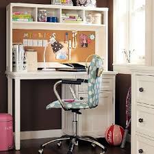 Explore these teen bedroom ideas for chic solutions. 35 Contemporary Teen Workspace Ideas To Fit In Perfectly With Modern Interiors