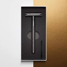 Amazon Com Manscaped The Plow 2 0 Premium Single Blade Double Edged Safety Razor Beauty When using any pair of clippers, be it the lawn mower or any other brand, they will never cut as close as a razor blade. manscaped the plow 2 0 premium single blade double edged safety razor