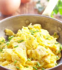 Ruhrei Mit Schnittlauch Und Muskat Rezept Ruhrei Ruhrei Rezept Rezepte