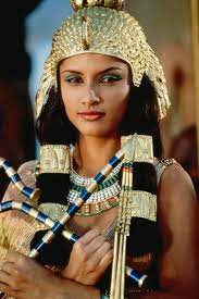 Onehairstyles Com The Leading One Hair Style Site On The Net Ancient Egyptian Women Egyptian Hairstyles Egyptian Women