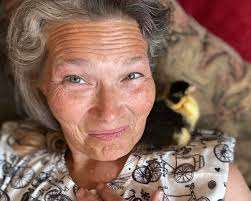 At what age do ducklings stop being affectionate?