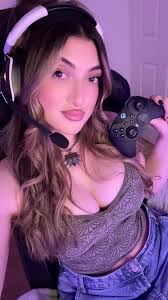 Join Janina Gavankar (True Blood, The League, The Morning Show, Sleepy  Hollow, The Mysteries of Laura, The Vampire Diaries, Arrow) THIS TUESDAY  (September 8) when you tune in to join Wizard World's