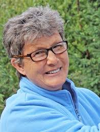 Carol Leeson's Instagram, Twitter & Facebook