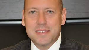 The Tri-City Herald recommends incumbent Michael Killian over challenger  Jackie Lopez Giddens for Franklin County Clerk