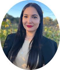 Tove Smith's Instagram, Twitter & Facebook