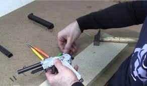 Comment pratiquer le tir à la carabine en toute sécurité ? Blog Armurerie Auxerre Armurerie Specialisee L Ensemble De Nos Videos De Demontage De Pistolets A Plombs Blog Armurerie Auxerre Armurerie Specialisee