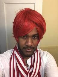 Good job Gerard! Matching the color of the T-shirt and eyes. More wrinkles  and gray hair and beard =👌 ANONYMOUS Mirjana Varga😛