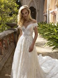 Off The Shoulder 3d Flowers Ball Gown Wedding Dress In 2021 Bridal Ball Gown Bridal Dresses Lace Ball Gown Wedding Dress