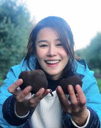 黃翠如Priscilla Wong added a new photo.