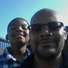 Dezrein Gaines (@ibodez87)