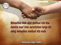 Minta maaf adalah cara untuk menunjukkan bahwa anda mengaku berbuat salah dan telah belajar dari kesalahan itu. Memaafkan Tidak Akan Membuat Kita Hina Meminta Maaf Tidak Meruntuhkan Harga Diri Saling Memaafkan Membuat Kita Kata Kata Indah Kata Kata Motivasi Harga Diri