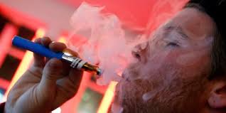 Tips pemula vape untuk memulai vape sangat banyak sekali hal yang harus diperhatikan dan diketahui, dan banyak karena hal inilah. Korban Berjatuhan Rokok Elektrik Ternyata Bisa Meledak Merdeka Com