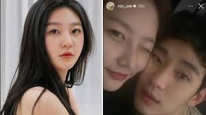 At the age of 15, Kim Sae Ron dated Kim Soo Hyun, 27. After the love affair  was exposed, he not only denied any relationship but also gave her personal  PHONE NUMBER