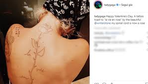 Ludovica valli e i tatuaggi ai polsi con dedica: Lady Gaga Tutti I Suoi Tatuaggi E Il Loro Significato Dilei