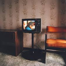 Derek Shapton On Instagram Tv Hotelroom Onassignment Felicasjourney Wallpaper Broadloom Terrible Hotel Ro Hotels Room Terrible Hotel Peeling Wallpaper