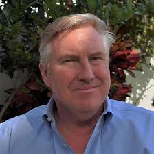 The Transitioning Combat Arms Professional (The Transitioning Military  Series): Hicks, Jay, Tilley, Jack: 9780986437663: Amazon.com: Books