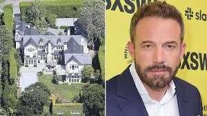 Ben Affleck 'rents $100,000 per month mansion' two blocks from ex-wife  Jennifer Garner amid JLo split