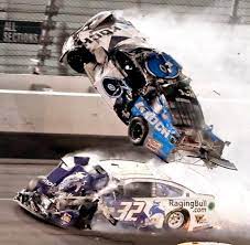 Ryan newman has been released from the hospital after his crash on the final lap of the daytona 500. Daytona 500 Ryan Newman Uberlebt Schweren Crash Beim Nascar Klassiker Welt