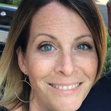 Jennifer Neill (@JenMPoz)