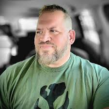 Amazon.com: Heroika: Skirmishers eBook : Morris, Janet, Peace, Cas, Durham,  Bruce , Gramlich, Charles , Poage, Sean, Kiser, Ken, Lindberg, Seth,  Ludvigson, Travis, Patterson, Beth, Hiles, William, Hanson, Michael H.,  Barczak, Tom,