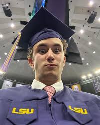 Elliot Pierre (@elliotpierredugas) • Instagram photos and videos