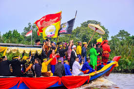 Maybe you would like to learn more about one of these? Indonesia Go Id Robo Robo Sebuah Tradisi Merawat Sejarah Dan Budaya Di Kalbar