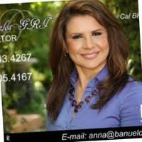 Anna Banuelos's Instagram, Twitter & Facebook